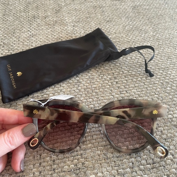 Lele Sadoughi NWT Brooklyn Glasses Tortoise Shell OS - Picture 3 of 4